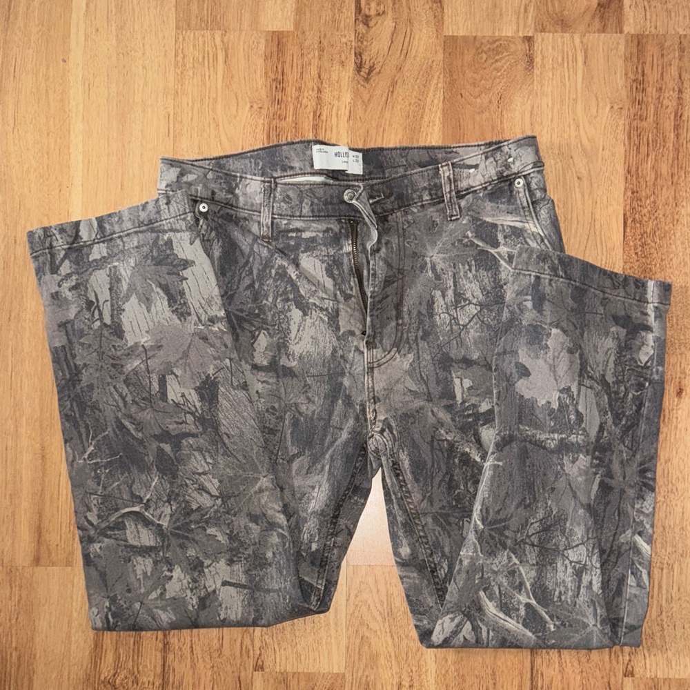 Hollister Gray Camouflage Jeans